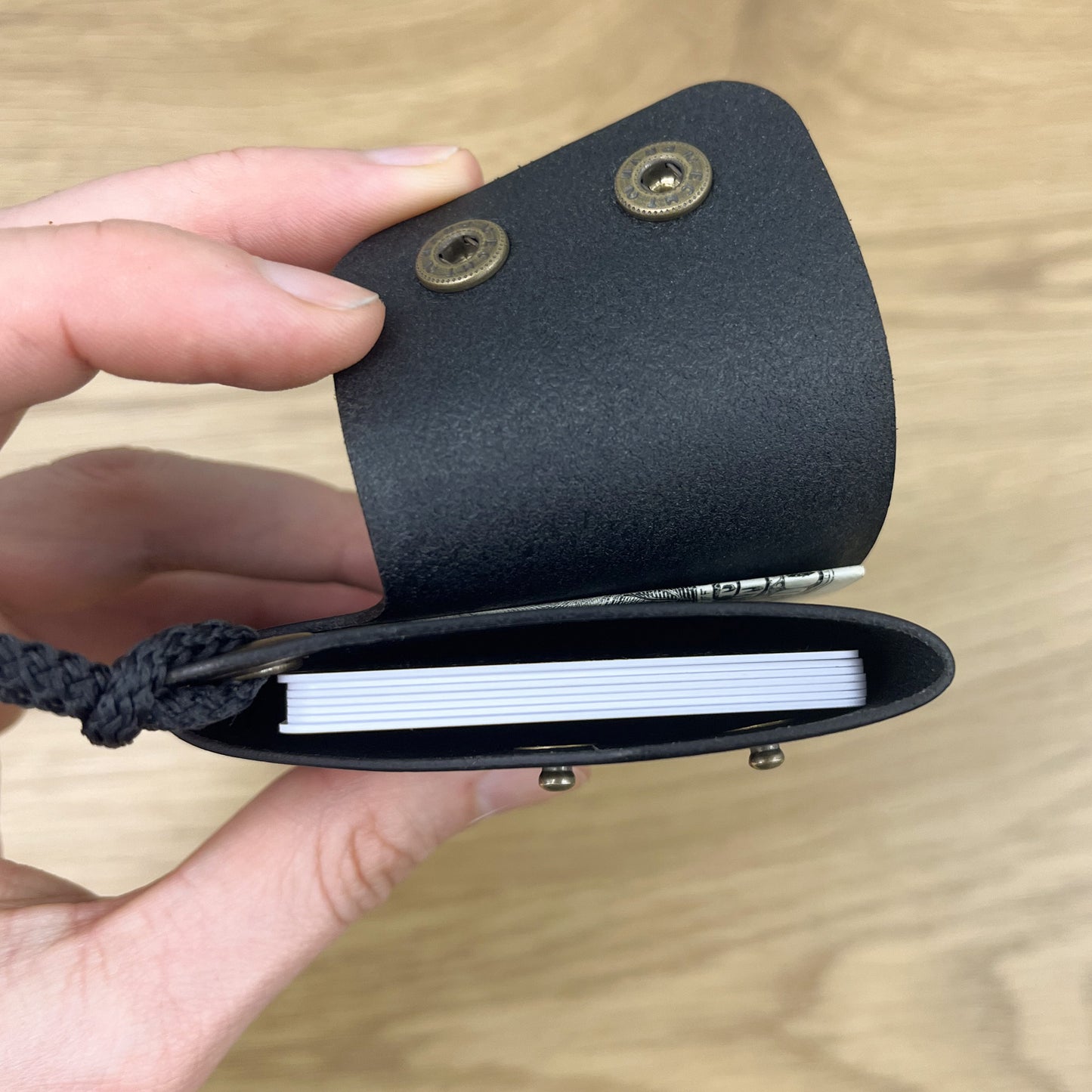 Minimalist wallet | Leather slim wallet and credit card holder